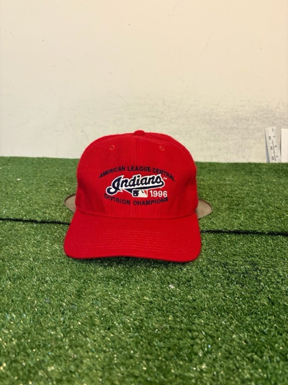 Vintage Cleveland Indians hat cap snap back red blue new era playoffs wool mens